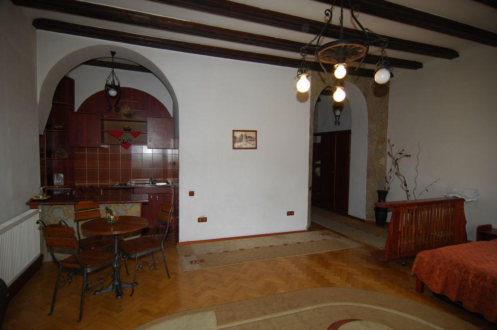 Pension Noemi Brašov Exteriér fotografie